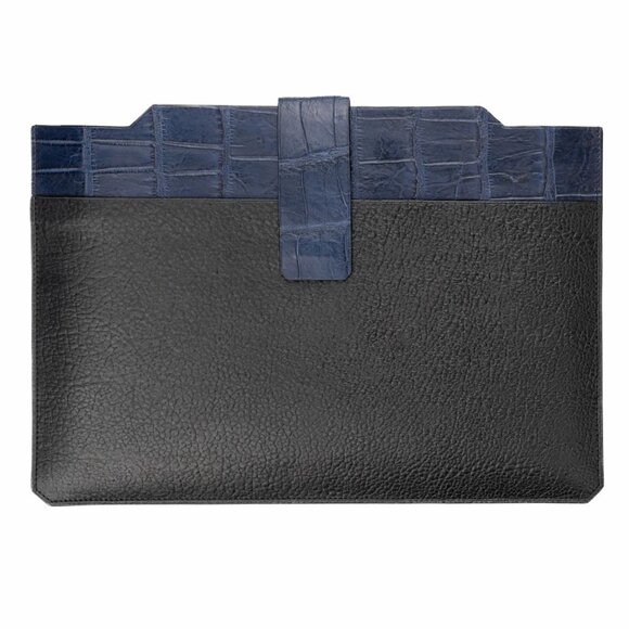 Deep Blue Alligator Laptop Cover – Premium Quality - Picture 3 of 5